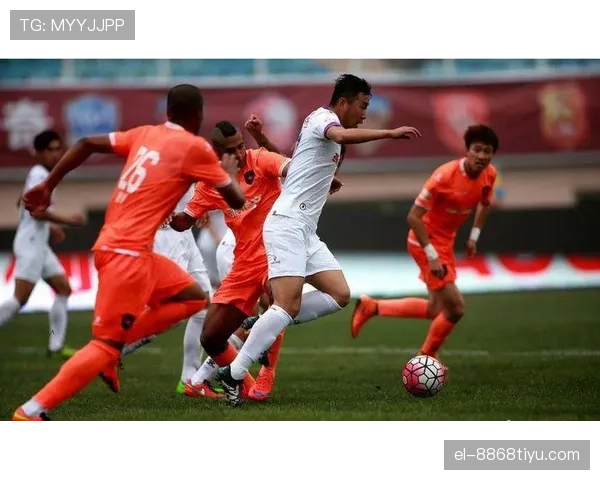 山东泰山中场控制不足，比赛节奏掌控力受限，攻防转换效率承压